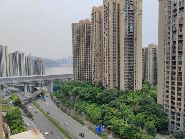 重庆九龙坡谢家湾华润二十四城紫云府谢家湾万象城隔壁精装房 小区