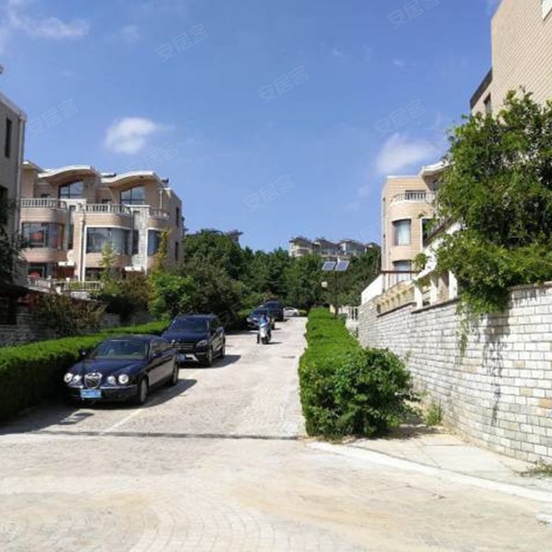 伊顿山庄(别墅)