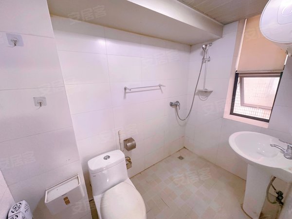 可月付延兴门地铁口建工路冶金医院立丰国际上和商业广场