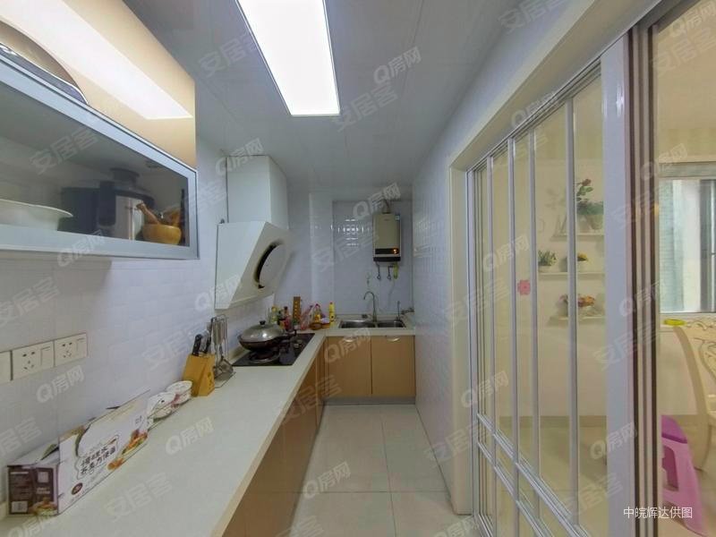 金都华庭三期诚心出售 位置好 交通便利 环境好 精装修