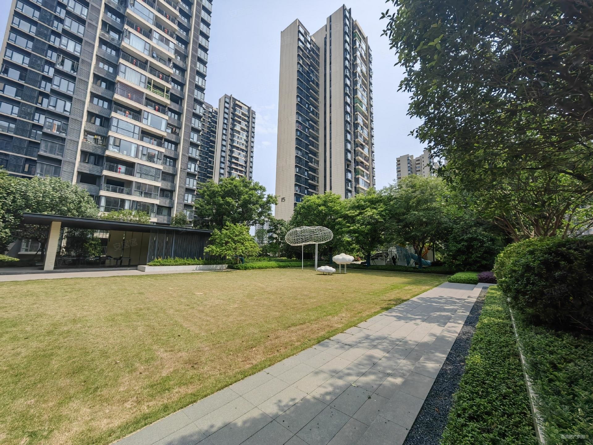 华润静兰湾3室2厅2卫93.26㎡东95万