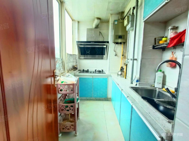 新乐花园 满五   朝南 产权清晰 楼龄新 装修好