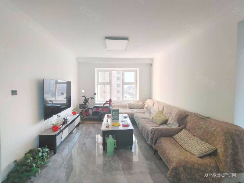 滨海欣嘉园 欣丰苑 精装两室 南北通透小高层 过五 新小区急