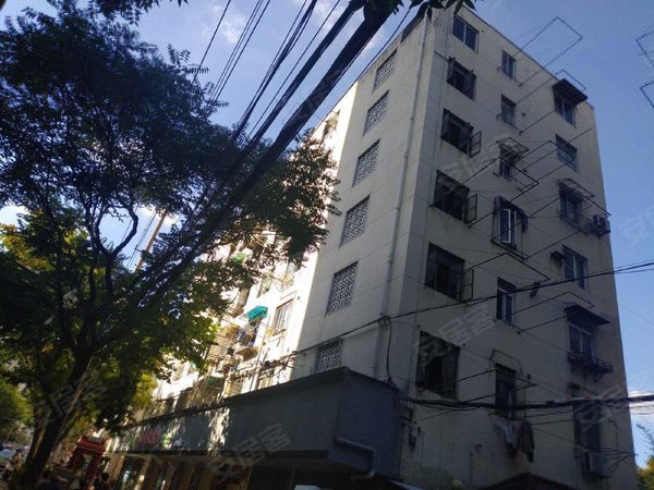 上海徐汇斜土路大木桥路329号小区斜土路精装修35平享受生活的快感!