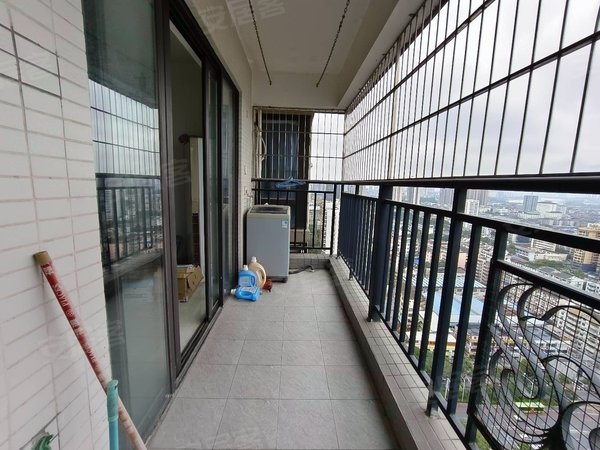 【多图】盛邦领地,星光大道租房,地铁口 江南万达旁精装四房 可办公可