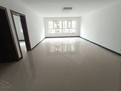 巴音郭楞库尔勒新市区康都时代花园!商务接待!5室2厅2卫!随时看房!保利石油对面出租房源真实图片