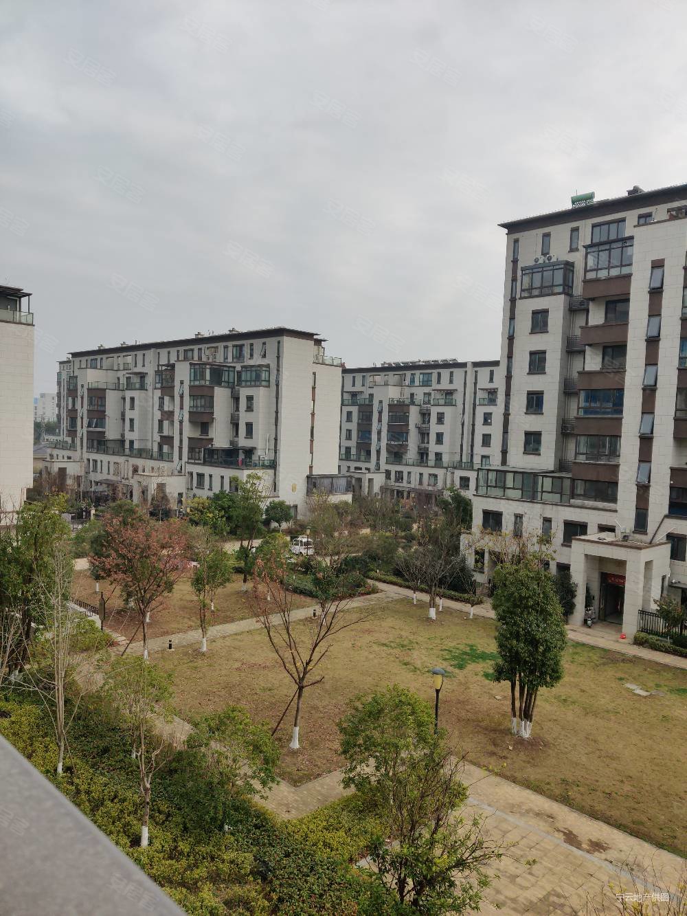 高淳花样年大平层132平四房二卫房东诚售70万,花样年花郡二手房,70万