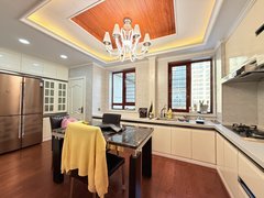 延边延吉北大区公园延大附近君钰府 电梯4楼 个人精装 首次出租 三室一厅出租房源真实图片