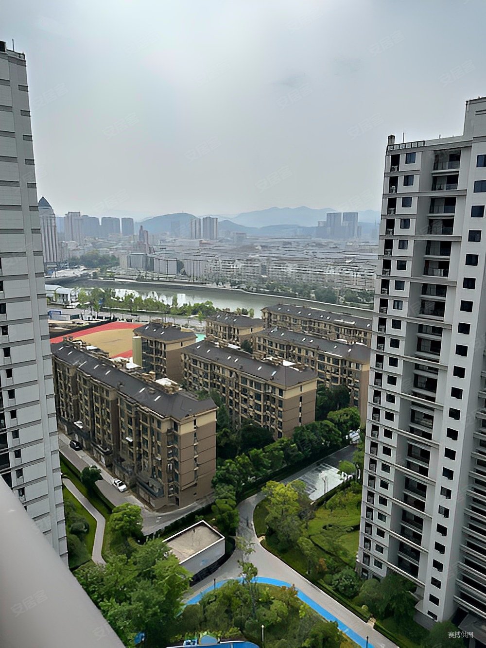 中天万科启宸3室2厅2卫100.14㎡南北155万