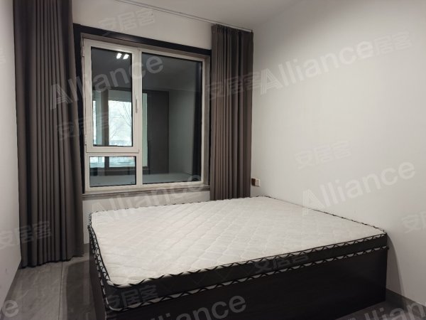 包头东河人民公园吾悦和府(一二三期)东河吾悦精装精装两居室 7米大客厅出租房源真实图片