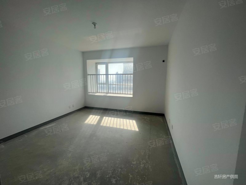 交通便利 双卫 高楼层视野好 正南朝向 商圈成熟 有电梯,凉亭雅苑三期