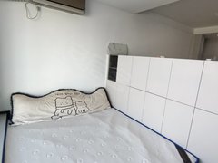 周口淮阳润德商场希尔顿花园酒店1室1厅精装修新房第1次出租看房有钥匙。出租房源真实图片