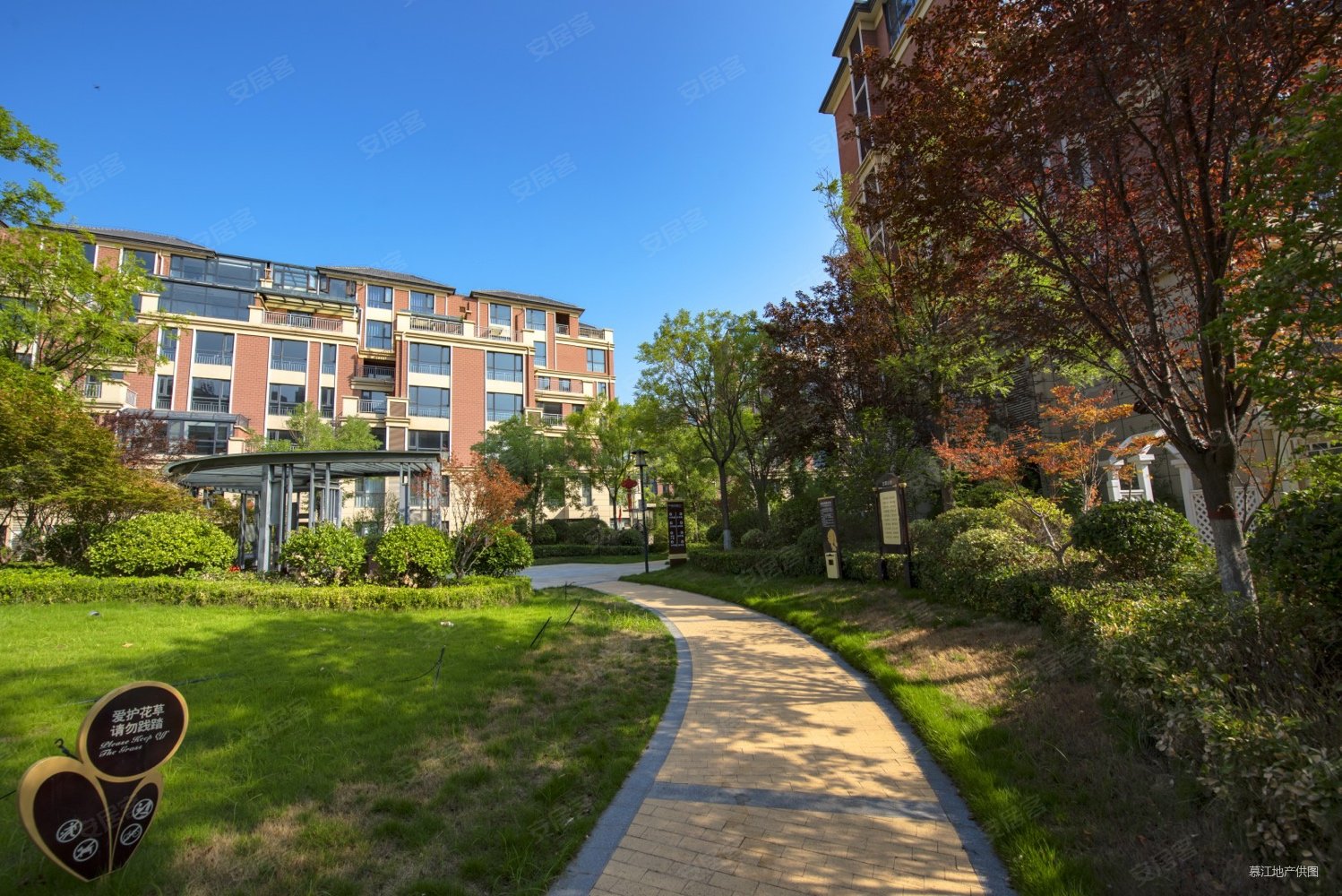 新中电银河湾别墅区纯洋房一梯一户满二随时看房