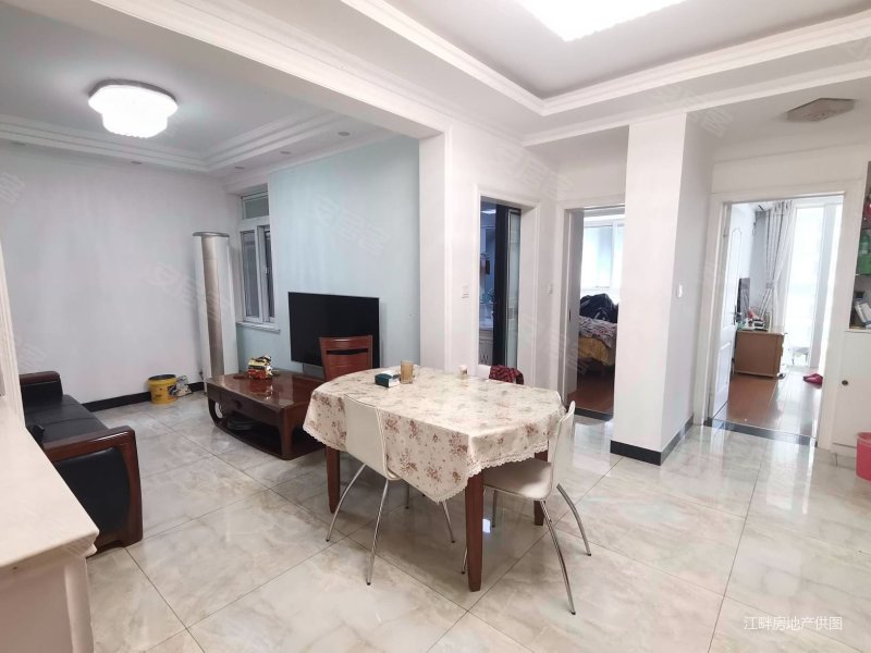 楼层好 刚需小三居 南北通透 房龄新 电梯房 临地铁,龙岸花园祥和苑