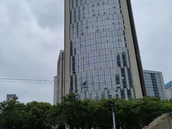 苏州常熟东南开发区同济科技广场同济广场 单身公寓 月租1800 家具