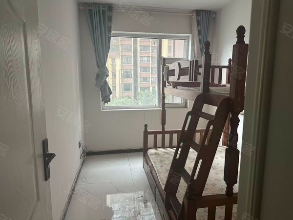 定陶欧亚半岛电梯高层,城中心位置,购物,逛街,公园环绕