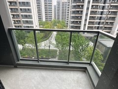 上海浦东高桥六号线 豪华三房 带30万装修包  森兰国际社区 随时看房出租房源真实图片