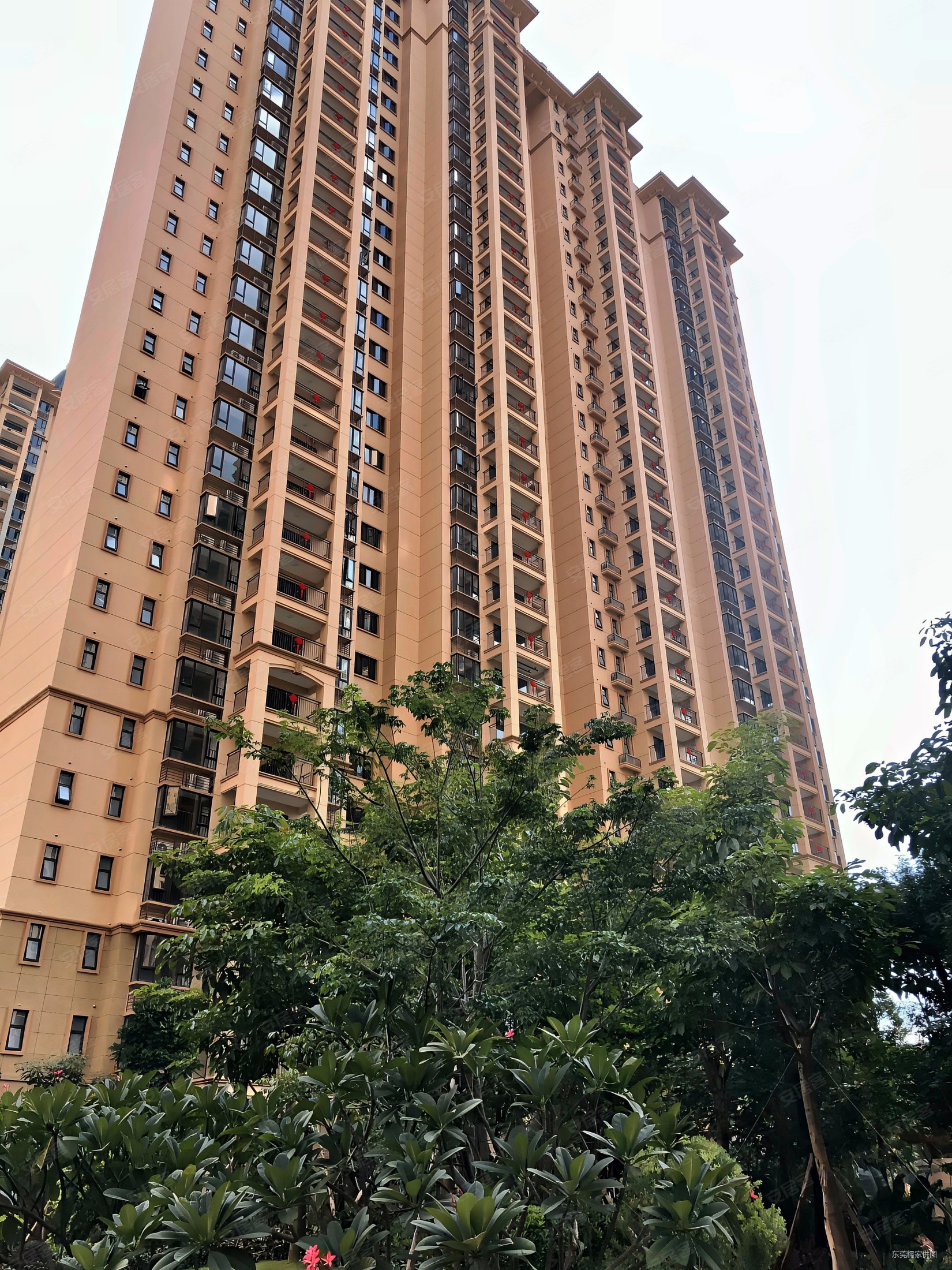 东莞房产网>东莞二手房>莞城二手房>罗沙二手房>丰华珑远翠珑湾>