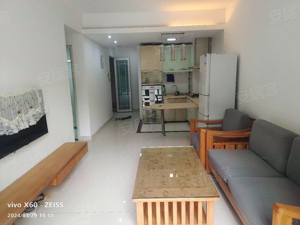 【多图】阳光绿地家园,翠竹租房,超大阳台看泳池精装修3房全齐出租看