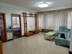 蚌埠五河兴县路锦绣兰庭三室两厅精装修350一个月，寻找一个合租的女生。出租房源真实图片