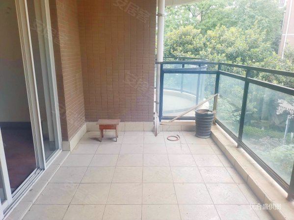 华都花园a区 近医院 特价好房 小区绿化高 出行方便 商品房