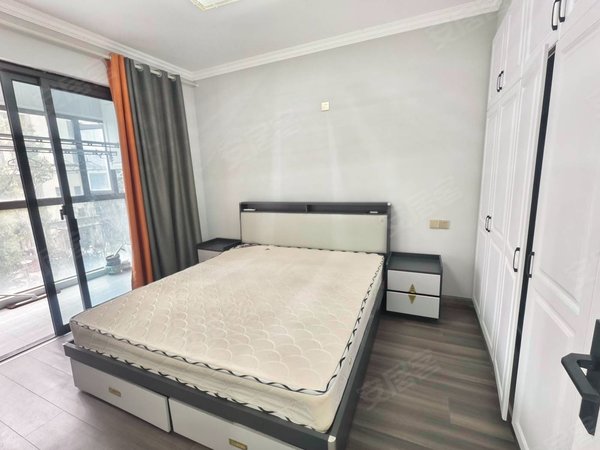 海宁长安镇农发区鸿翔东方郡豪华装修 3室2厅1卫 拎包入住出租房源真实图片