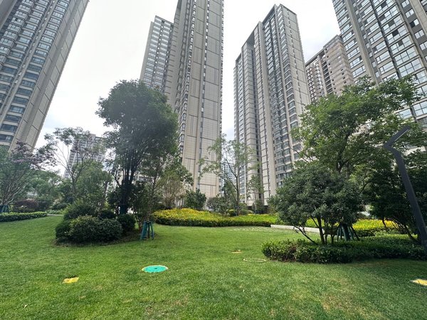 昆明官渡巫家坝绿地巫家坝壹号实拍可月付押一付一无中介 广福路