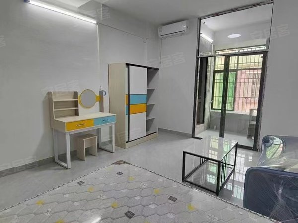 揭阳普宁南平路金泰城乌石服装城新华城新寮电梯单间一房一!