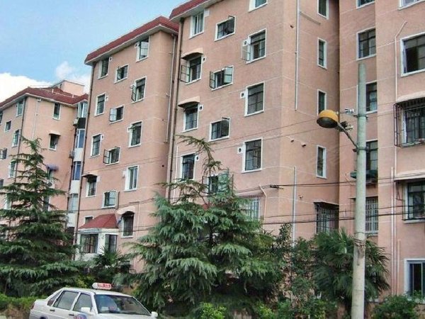 上海闵行七宝佳宝四村近地铁九号线,附近菜场,万科广场,精装修,周边