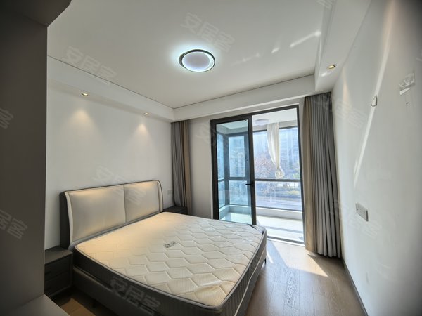 金华婺城湖海塘金地湖塘月色花园金地湖塘月色 豪装三房 家具家电齐全 南门双阳台 可拎包入住出租房源真实图片