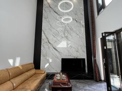 昆明西山世纪半岛滇池边别墅 使用480平 精装修 带有电梯和带家具家电可以谈出租房源真实图片