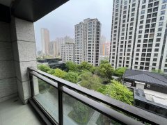 上海黄浦新天地大客厅丨落地窗丨一梯一户丨双会所丨带车位丨看房随时出租房源真实图片