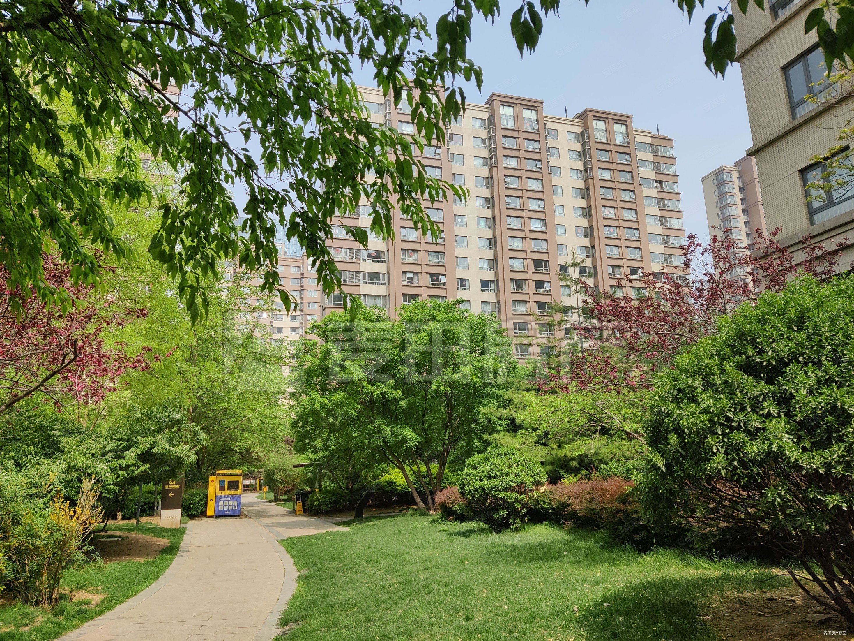 林肯公园c区2室2厅1卫92.38㎡南北690万