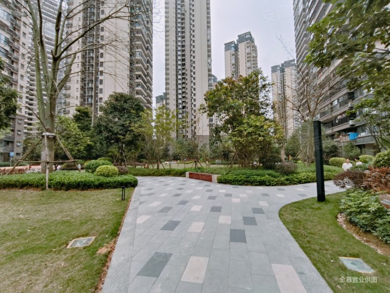 绿地西城国际花都a区
