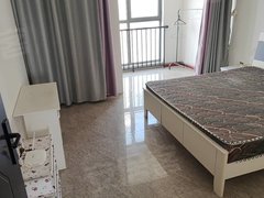 张家港金港金港中心无中介费。朝南主卧卫生间，交通方便，好做饭。随时入住。。靠近出租房源真实图片