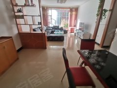 六盘水钟山凤凰山万达下面，派华明珠港 好房出租 两室两卫家具电器齐全拎包入住出租房源真实图片