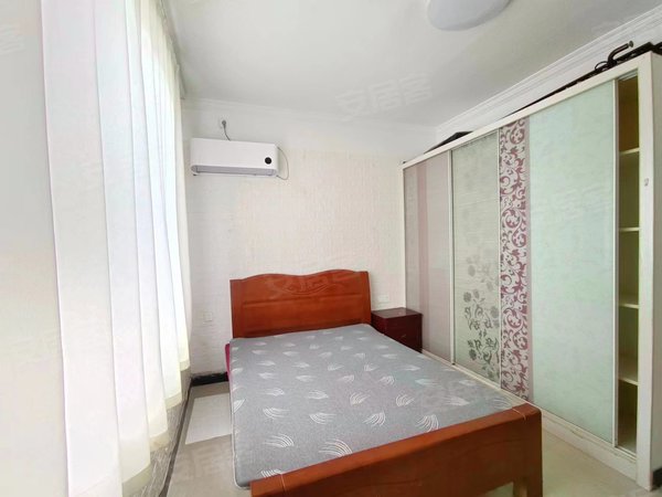 凯悦金领公寓精装一室一厨一卫 清爽干净 家电齐全 拎包入住