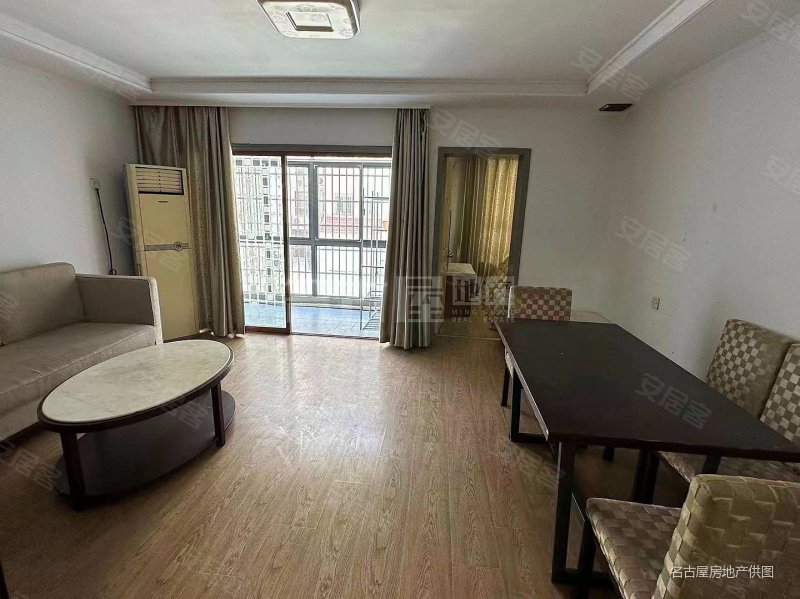 新出金龙花园地铁口精装大3房带车位和自行车库不靠路