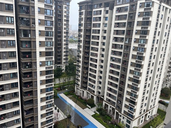 重庆北碚水土万科四季花城一期两江新区精装3房下楼及轻轨交通便利