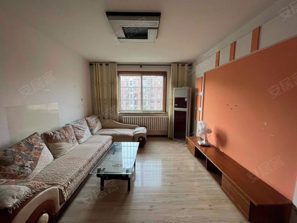 青岛莱西水集香格丽苑紧靠万达生活便利紧靠超市和大集家具家电还齐全