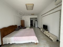 防城港港口桃花湾广场出租桂海世贸广场单间可短租出租房源真实图片