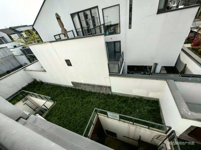 北园府 独栋别墅 带环绕一亩花园 开发商自留房 带五车位诚售