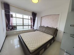 庆阳西峰西峰城区庆阳六中附近，公园首府，精装小两居拎包入住随时看房家电齐全出租房源真实图片