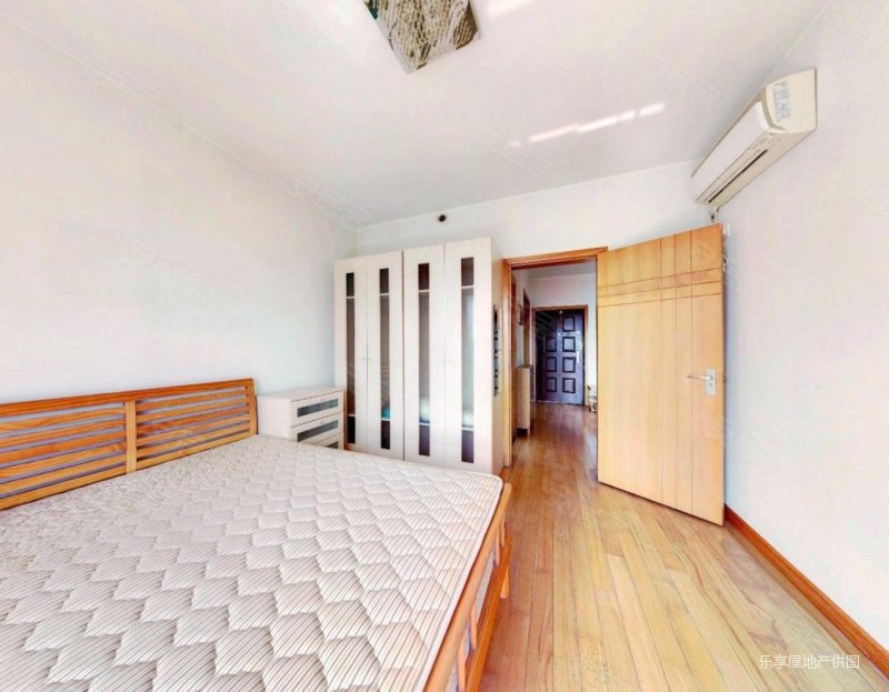 雨小 中间楼层带电梯 出门虹悦城 应天大街 中华门地铁站,亚东国际公