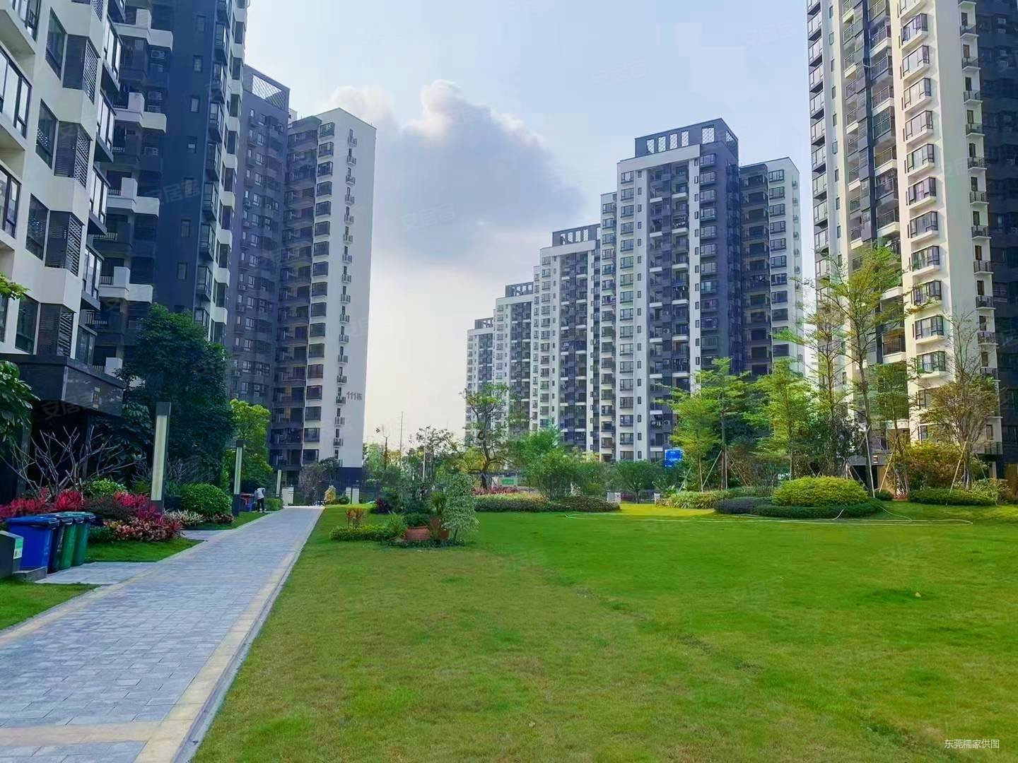 万科珠江东岸七期中间楼层采光好有电梯精装修小区新