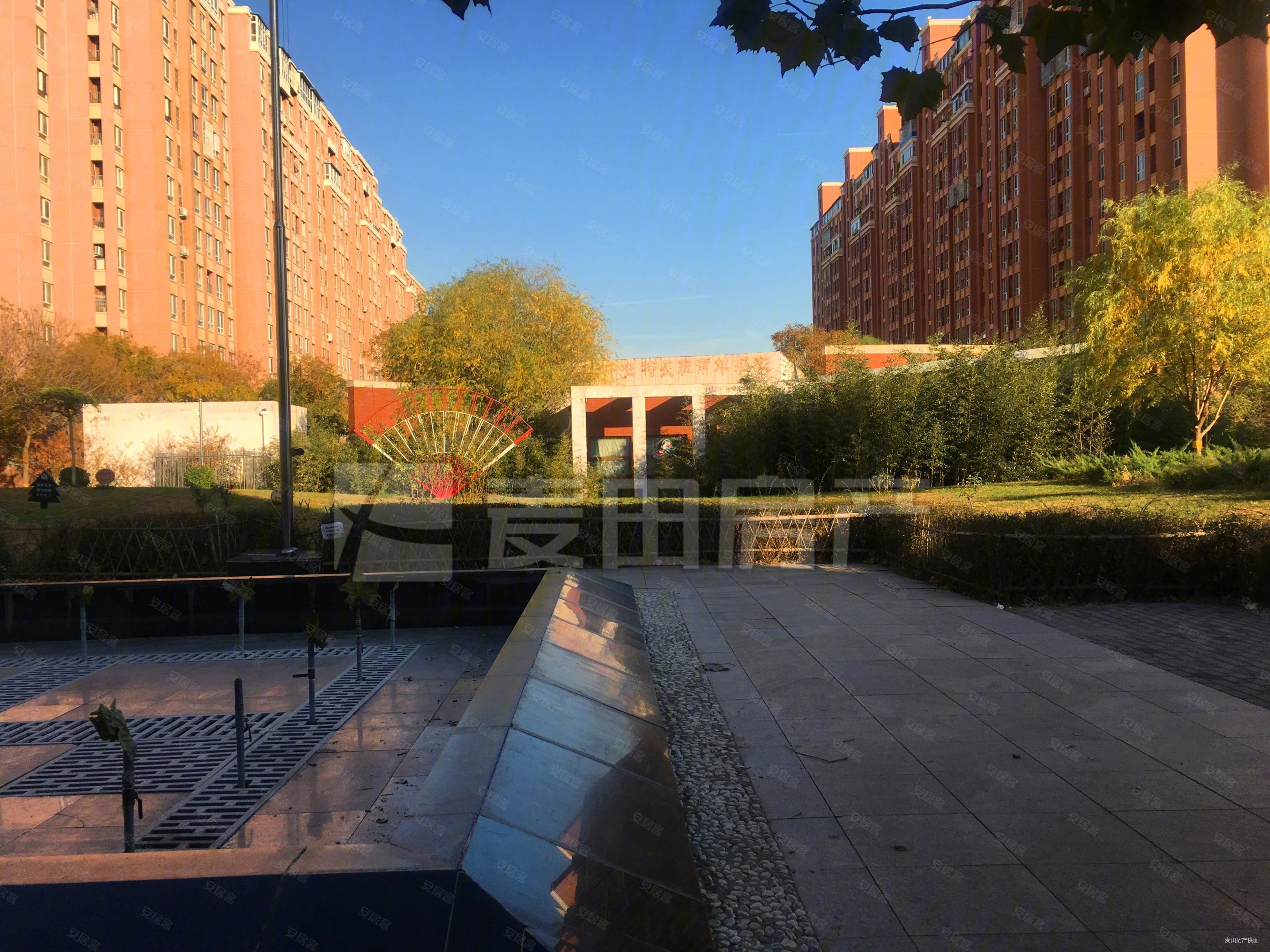 北京房产网>北京二手房>丰台二手房>玉泉营二手房>万年花城玫瑰碗