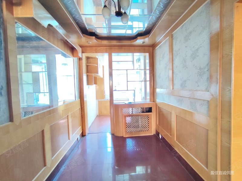 业主急售 新乐 中间楼层 两室两厅 看房有钥匙 可停车