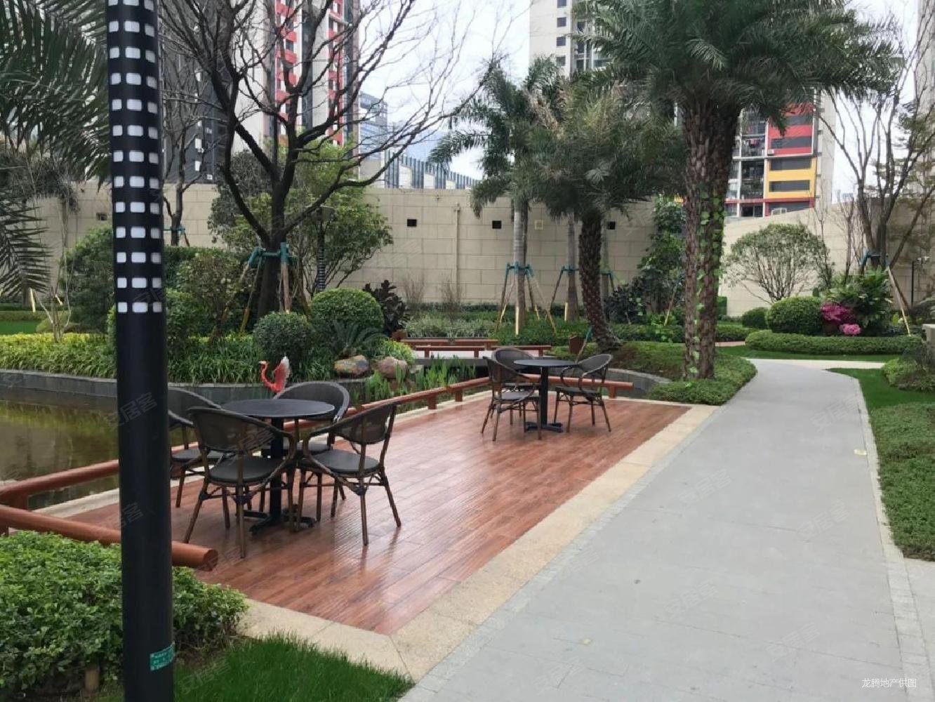 6城中区4室2厅彰泰红精装拎包入住东郡鼎苑旁