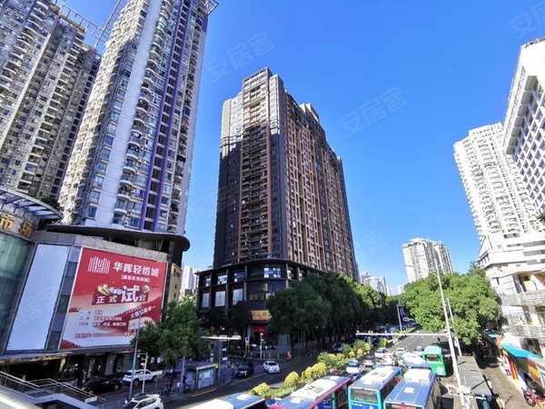 深圳罗湖东门天玺1号高层朝南三房出租 采光通透拎包入住价格好商量