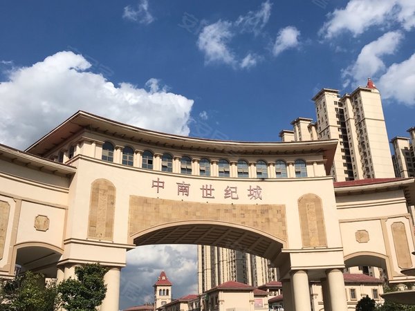 青岛李沧十梅庵中南世纪城(一期西区)中南世纪城精装修93平套二  需要